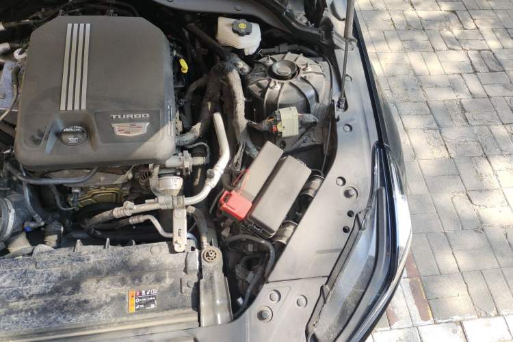 Used Cadillac CT5 2023 28T Luxury Edition (Standard Version) Engine Bay Left