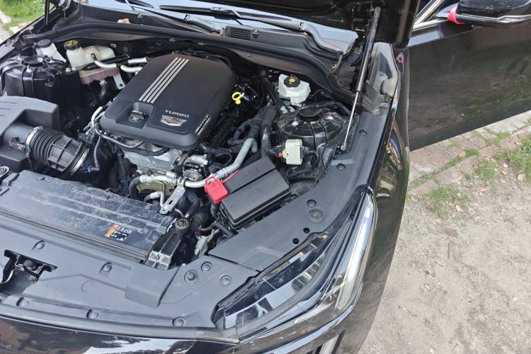 Used Cadillac CT5 2023 28T Luxury Edition (Standard Version) Engine Bay Left