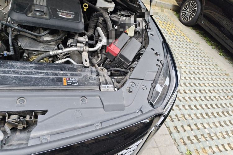 Used Cadillac CT5 2023 28T Luxury Edition (Standard Version) Engine Bay Left