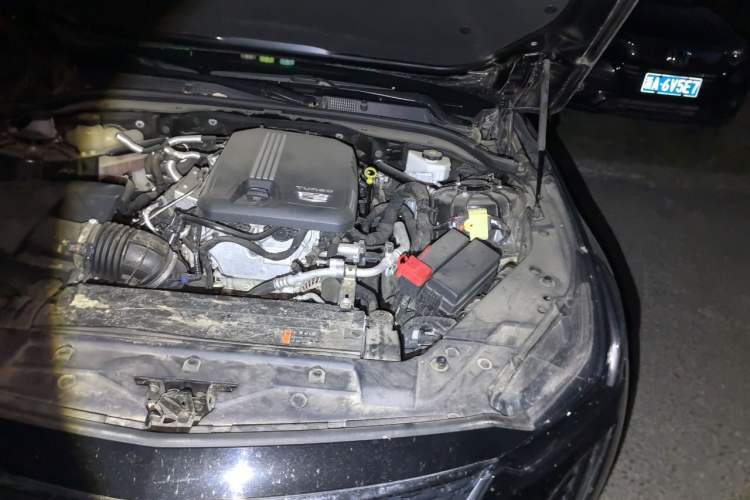 Used Cadillac CT5 2023 28T Luxury Edition (Standard Version) Engine Bay Left