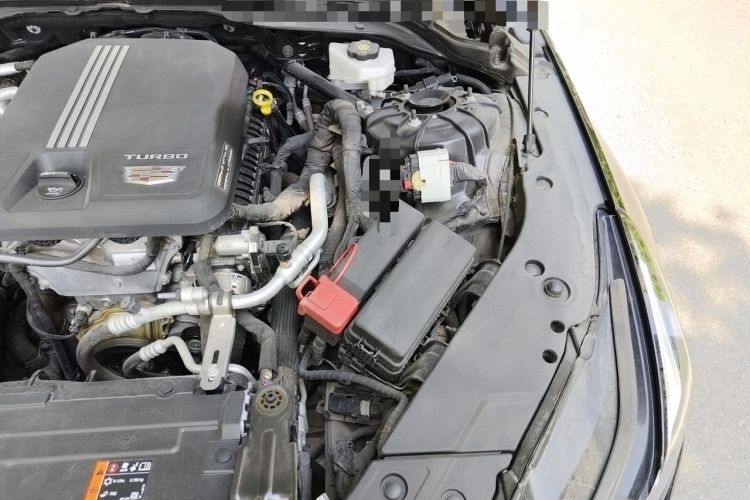 Used Cadillac CT5 2023 28T Luxury Edition (Standard Version) Engine Bay Left