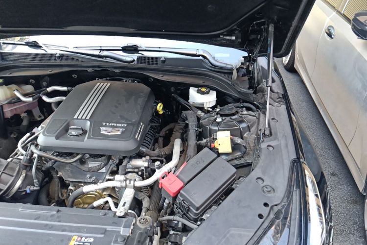 Used Cadillac CT5 2023 28T Luxury Edition (Standard Version) Engine Bay Left