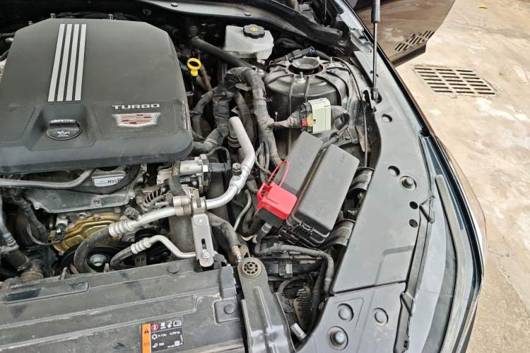 Used Cadillac CT5 2023 28T Luxury Edition (Standard Version) Engine Bay Left