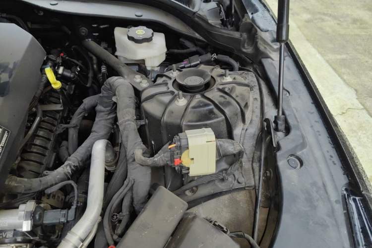 Used Cadillac CT5 2023 28T Prestige Model Engine Bay Left