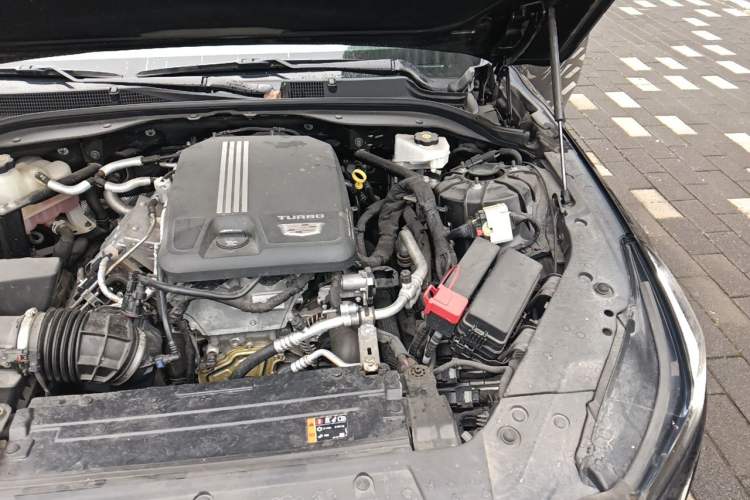 Used Cadillac CT5 2023 28T Luxury Edition (Standard Version) Engine Bay Left