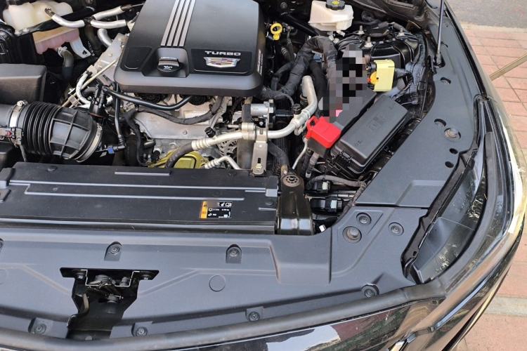 Used Cadillac CT5 2023 28T Luxury Edition (Standard Version) Engine Bay Left