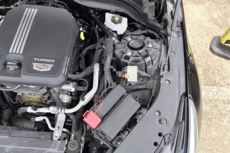 Used Cadillac CT5 2023 28T Luxury Edition (Standard Version) Engine Bay Left