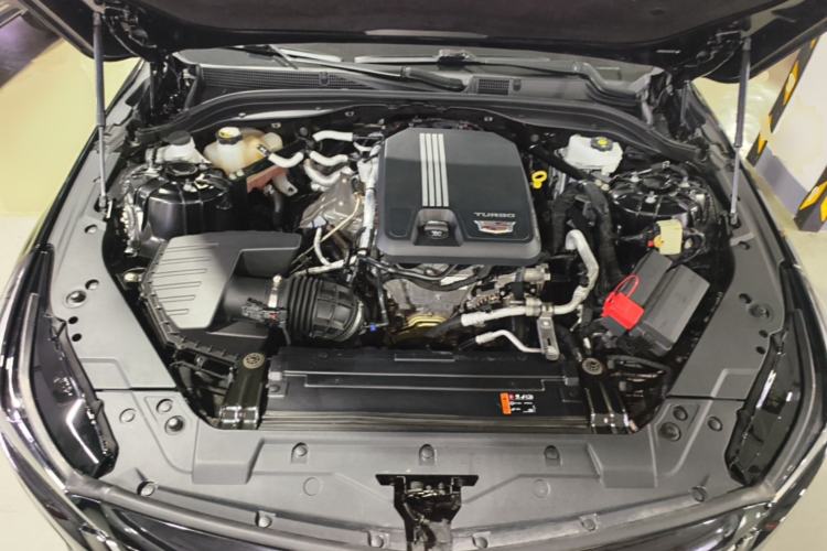 Used Cadillac CT5 2023 28T Platinum Edition Engine Bay