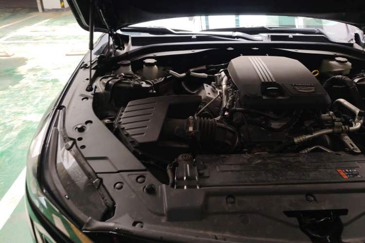 Used Cadillac CT5 2023 28T Luxury Edition (Standard Version) Engine Bay Right