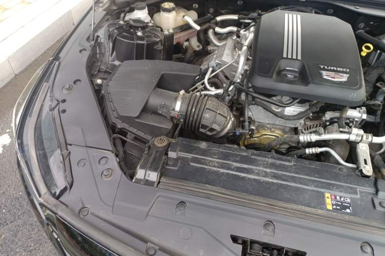 Used Cadillac CT5 2023 28T Luxury Edition (Standard Version) Engine Bay Right