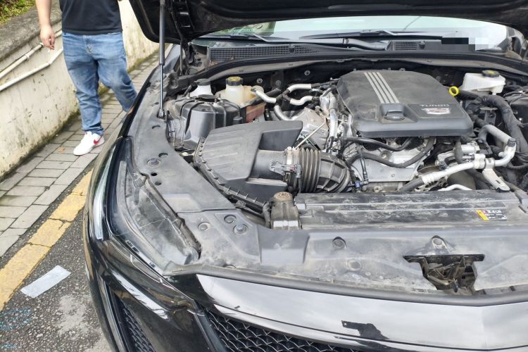 Used Cadillac CT5 2023 28T Prestige Model Engine Bay Right