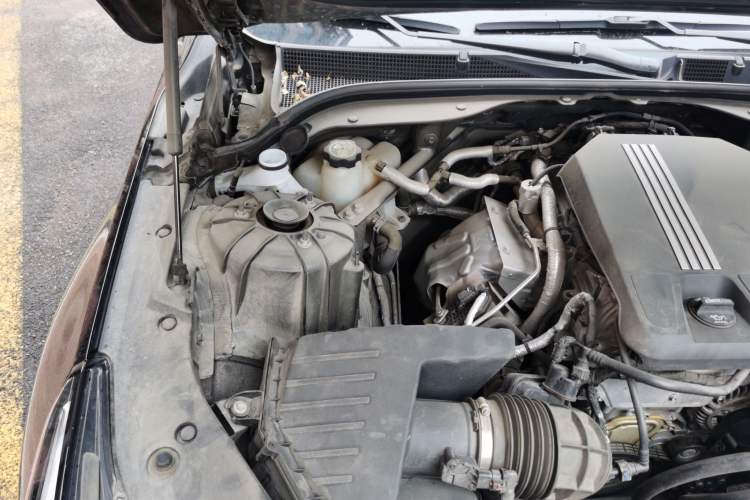 Used Cadillac CT5 2023 28T Prestige Model Engine Bay Right