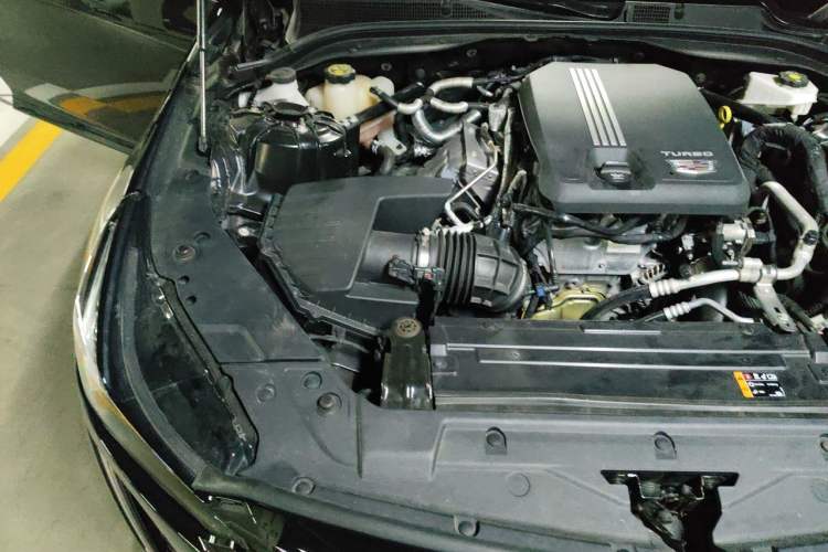 Used Cadillac CT5 2023 28T Luxury Edition (Standard Version) Engine Bay Right