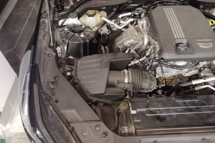 Used Cadillac CT5 2023 28T Prestige Model Engine Bay Right