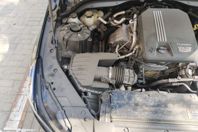Used Cadillac CT5 2023 28T Luxury Edition (Standard Version) Engine Bay Right