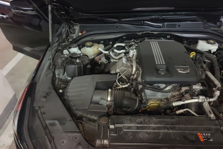 Used Cadillac CT5 2023 28T Luxury Edition (Standard Version) Engine Bay Right