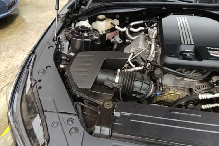 Used Cadillac CT5 2023 28T Luxury Edition (Standard Version) Engine Bay Right