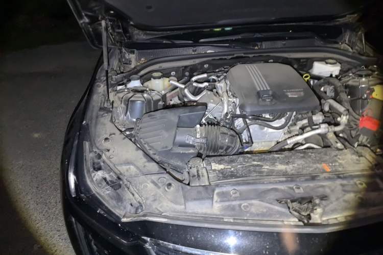 Used Cadillac CT5 2023 28T Luxury Edition (Standard Version) Engine Bay Right