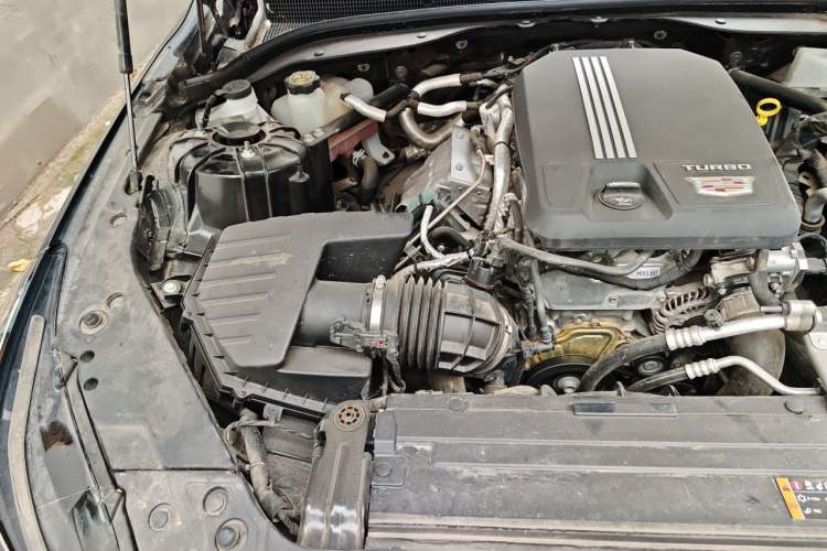 Used Cadillac CT5 2023 28T Luxury Edition (Standard Version) Engine Bay Right