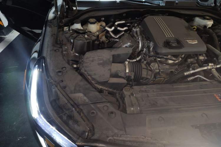 Used Cadillac CT5 2023 28T Prestige Model Engine Bay Right