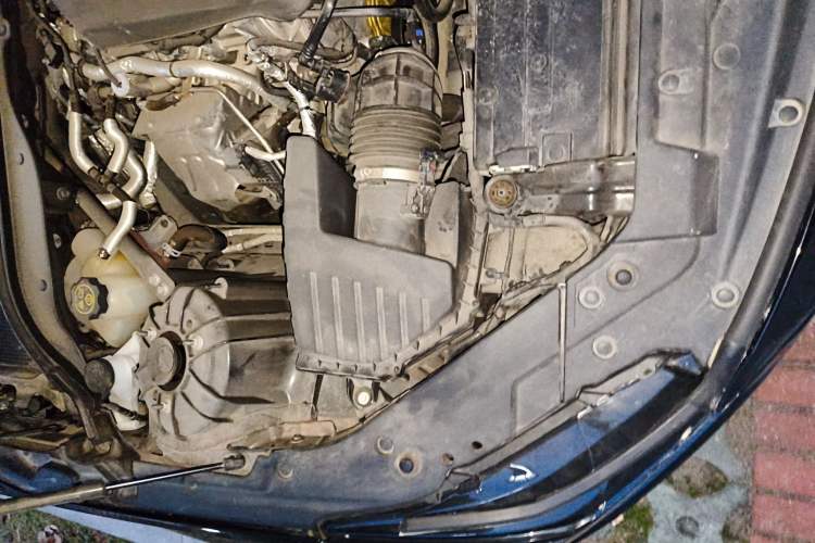 Used Cadillac CT5 2023 28T Luxury Edition (Standard Version) Engine Bay Right