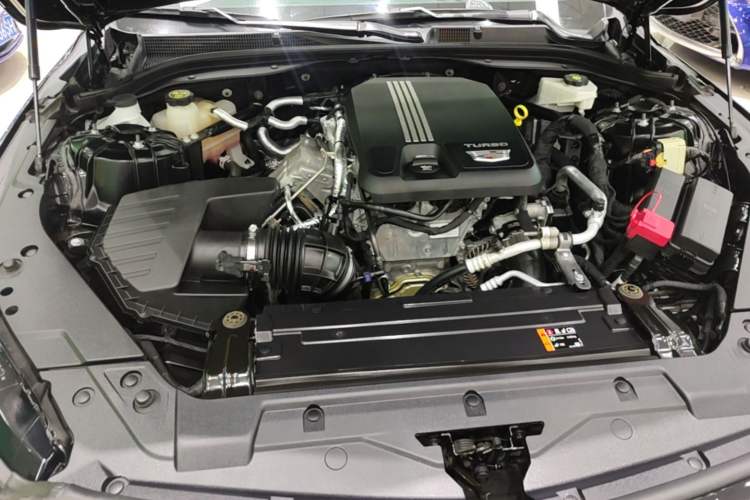 Used Cadillac CT5 2023 28T Luxury Edition (Standard Version) Engine Bay