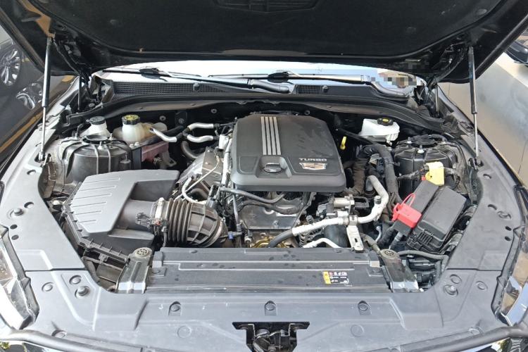 Used Cadillac CT5 2023 28T Luxury Edition (Standard Version) Engine Bay