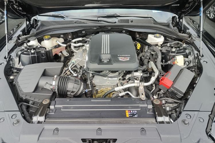 Used Cadillac CT5 2023 28T Luxury Edition (Standard Version) Engine Bay