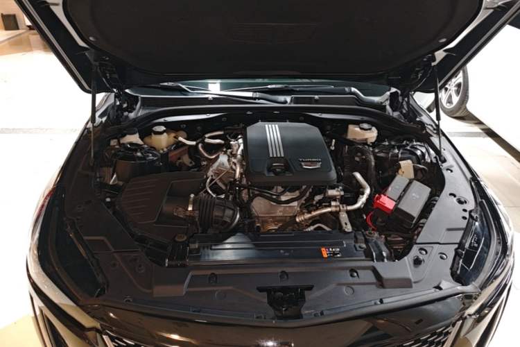 Used Cadillac CT5 2023 28T Luxury Edition (Standard Version) Engine Bay