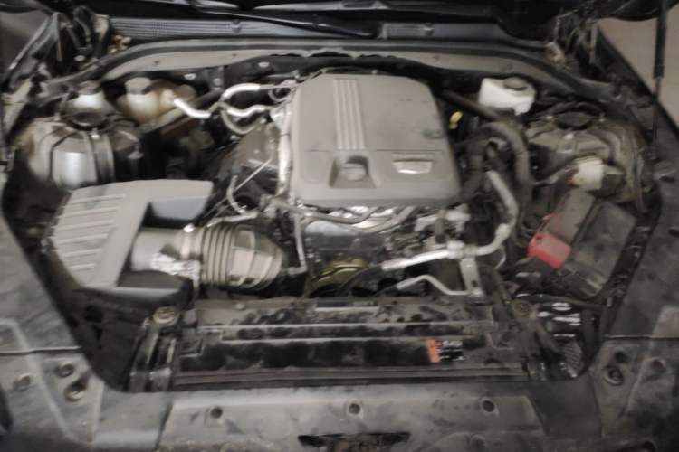 Used Cadillac CT5 2023 28T Luxury Edition (Standard Version) Engine Bay