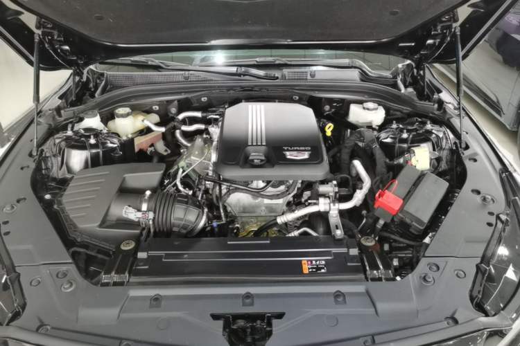 Used Cadillac CT5 2023 28T Luxury Edition (Standard Version) Engine Bay