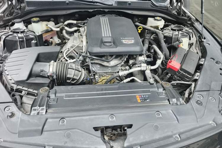 Used Cadillac CT5 2023 28T Luxury Edition (Standard Version) Engine Bay