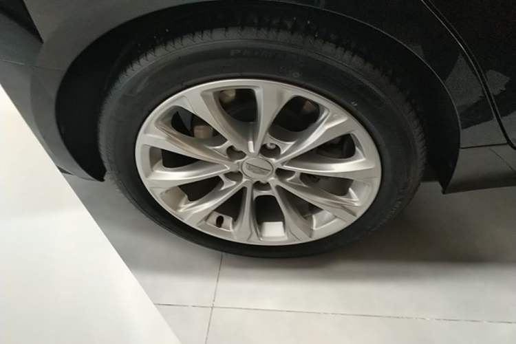 Used Cadillac CT5 2023 28T Platinum Edition Exterior 5