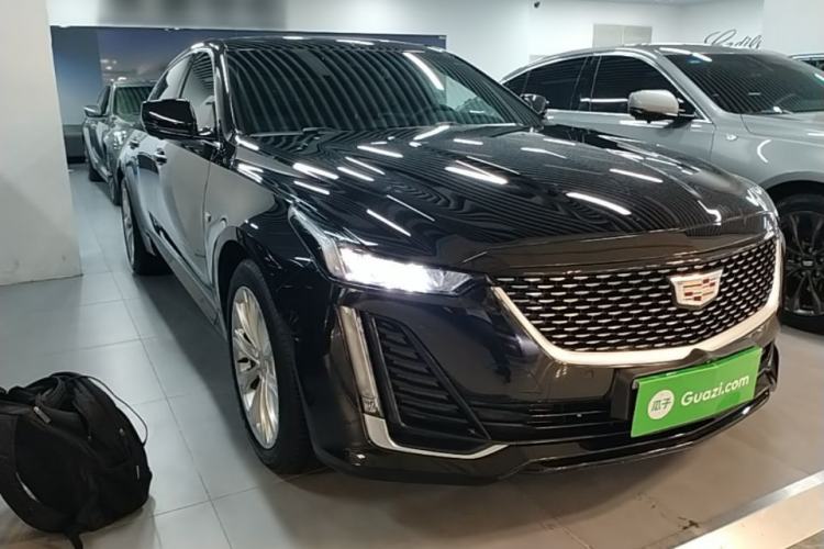 Used Cadillac CT5 2023 28T Platinum Edition Front Right 45 Deg