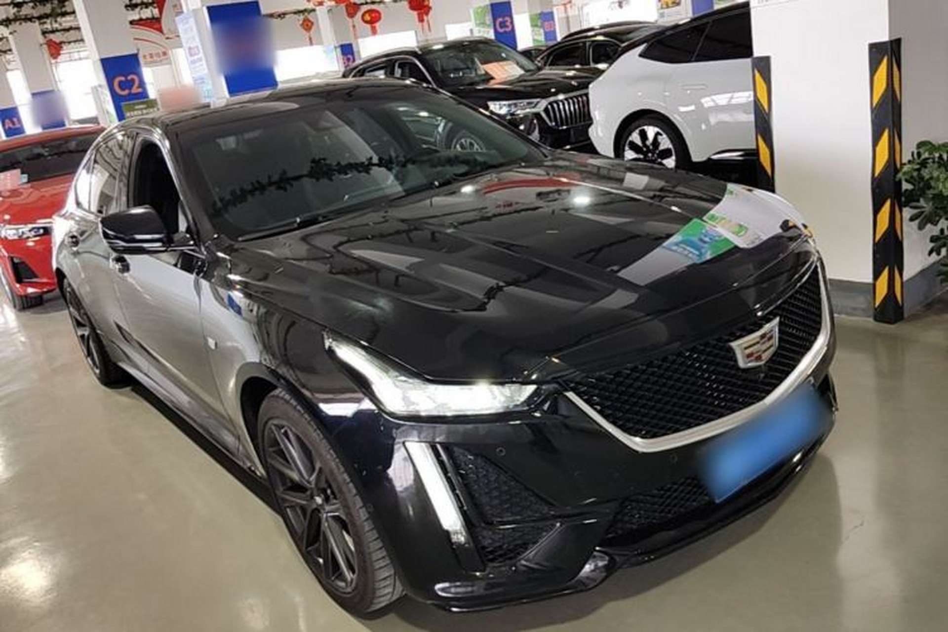 Used Cadillac CT5 2023 28T Platinum Edition Front Right 45 Deg