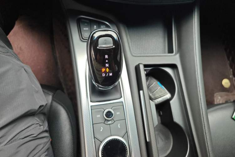 Used Cadillac CT5 2023 28T Luxury Edition (Standard Version) Gear Lever