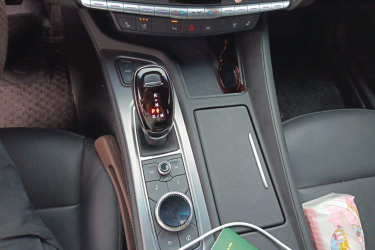 Used Cadillac CT5 2023 28T Luxury Edition (Standard Version) Gear Lever