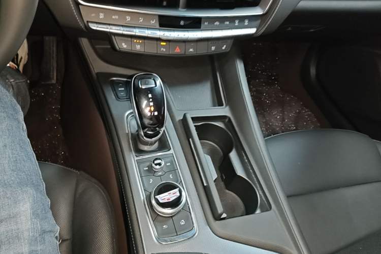 Used Cadillac CT5 2023 28T Luxury Edition (Standard Version) Gear Lever