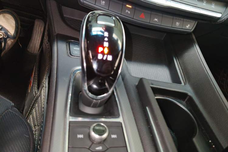 Used Cadillac CT5 2023 28T Luxury Edition (Standard Version) Gear Lever
