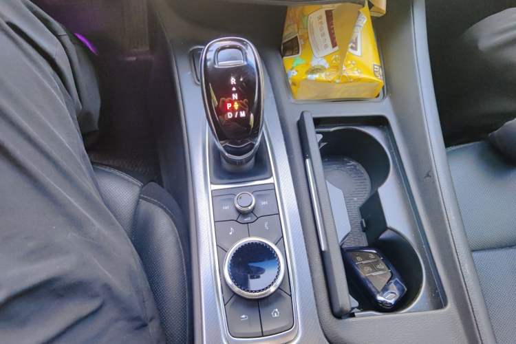 Used Cadillac CT5 2023 28T Luxury Edition (Standard Version) Gear Lever