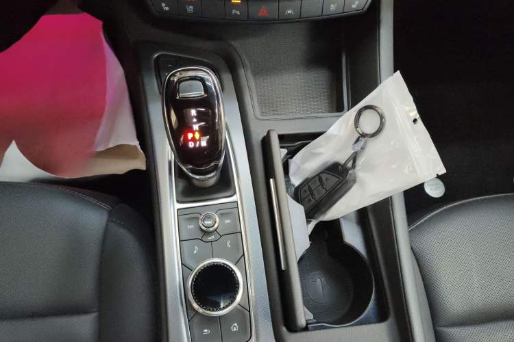 Used Cadillac CT5 2023 28T Luxury Edition (Standard Version) Gear Lever