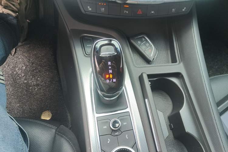 Used Cadillac CT5 2023 28T Luxury Edition (Standard Version) Gear Lever