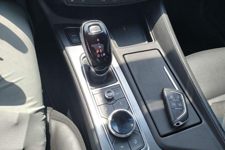 Used Cadillac CT5 2023 28T Luxury Edition (Standard Version) Gear Lever