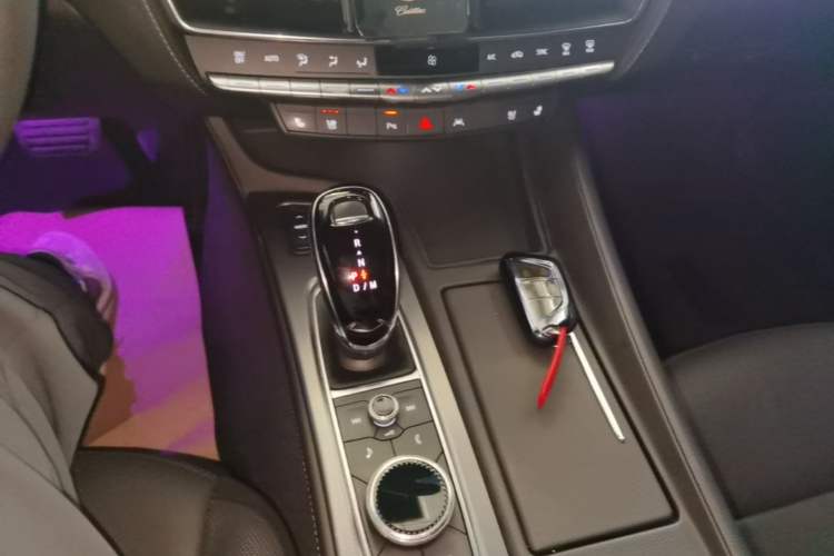Used Cadillac CT5 2023 28T Luxury Edition (Standard Version) Gear Lever