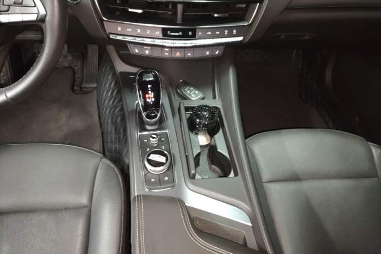 Used Cadillac CT5 2023 28T Luxury Edition (Standard Version) Gear Lever