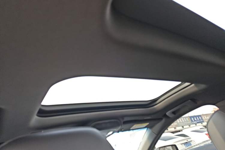 Used Cadillac CT5 2023 28T Luxury Edition (Standard Version) Headliner