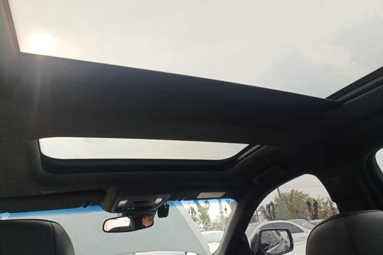Used Cadillac CT5 2023 28T Luxury Edition (Standard Version) Headliner