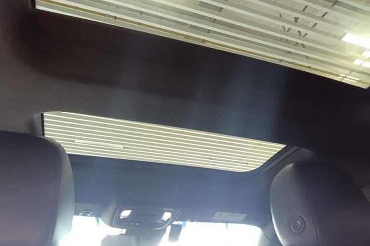 Used Cadillac CT5 2023 28T Luxury Edition (Standard Version) Headliner