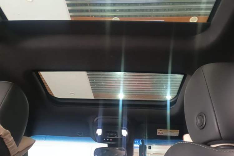 Used Cadillac CT5 2023 28T Luxury Edition (Standard Version) Headliner
