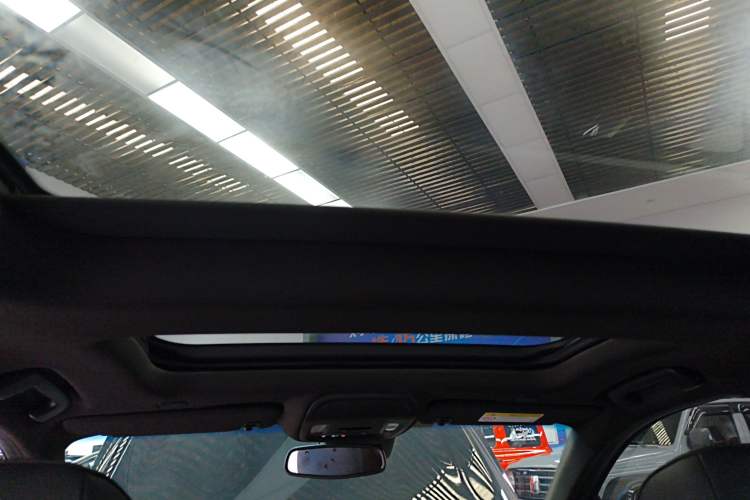 Used Cadillac CT5 2023 28T Luxury Edition (Standard Version) Headliner